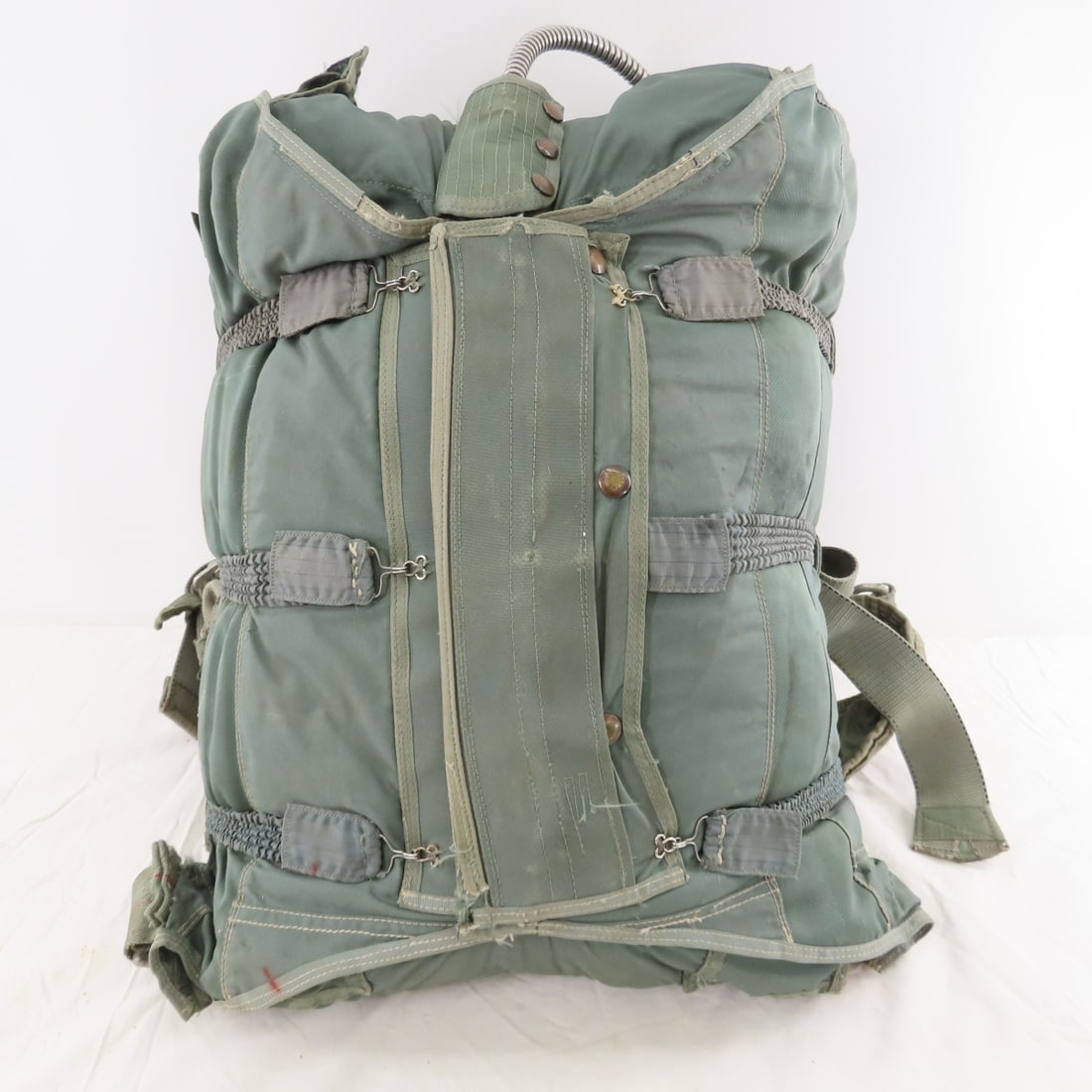 Vintage USAF Military Parachute Pack & Harness - 2