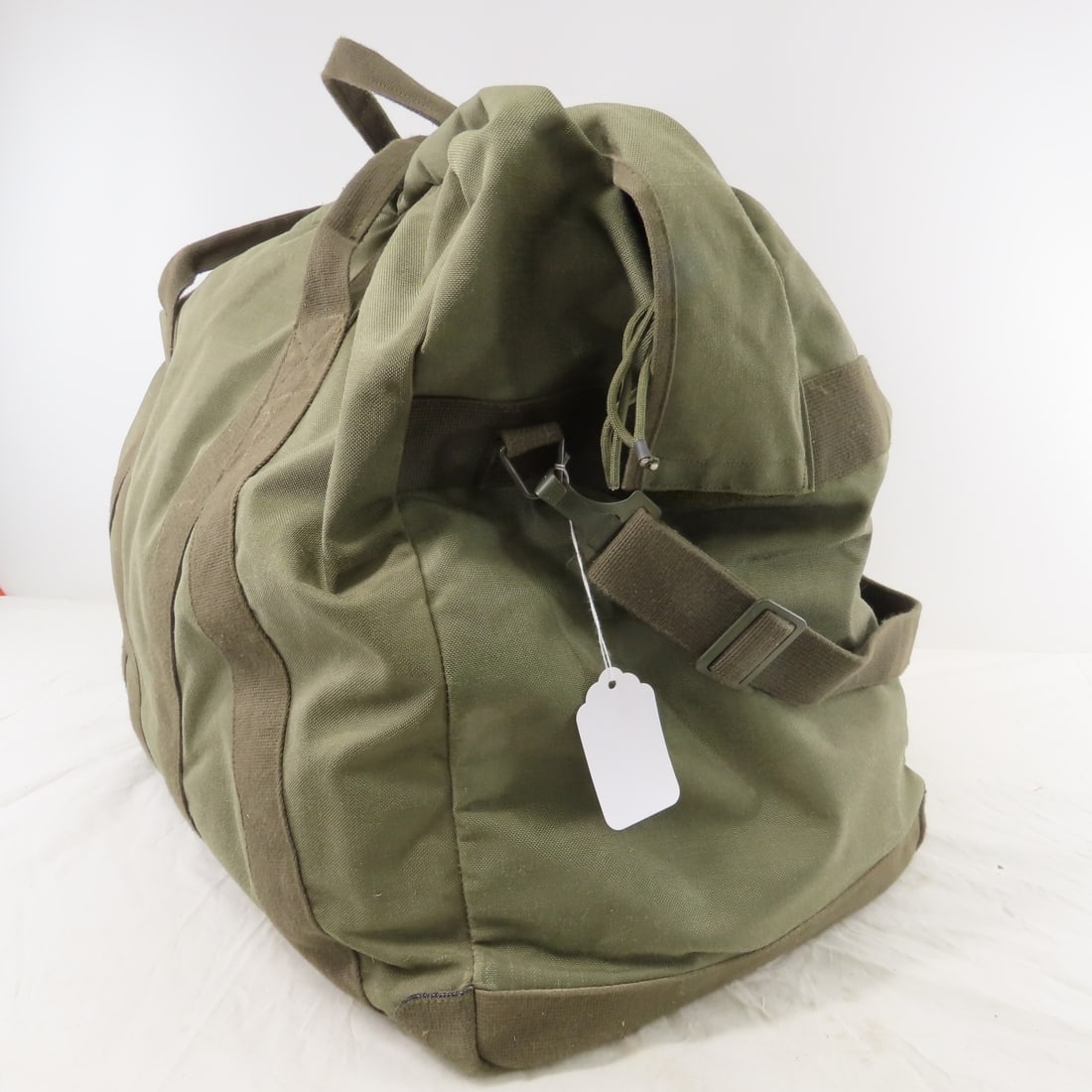 3 Small Parachutes, Paracord, Military Bags - 14