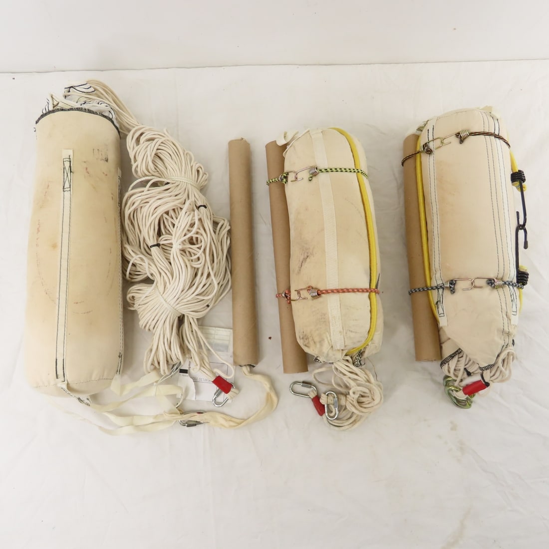 3 Small Parachutes, Paracord, Military Bags - 4