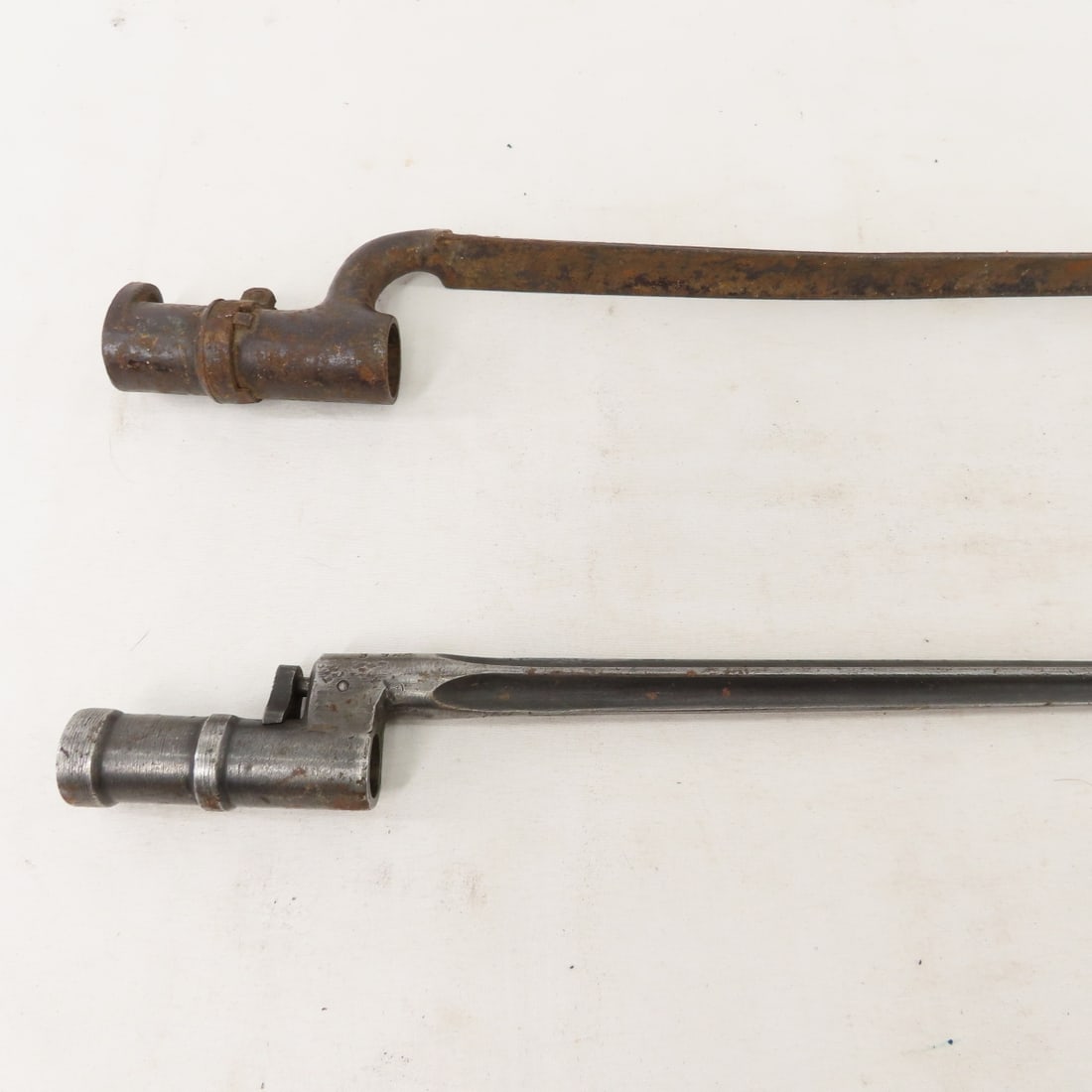 3 Vintage Socket Bayonets & 2 sheaths - 17