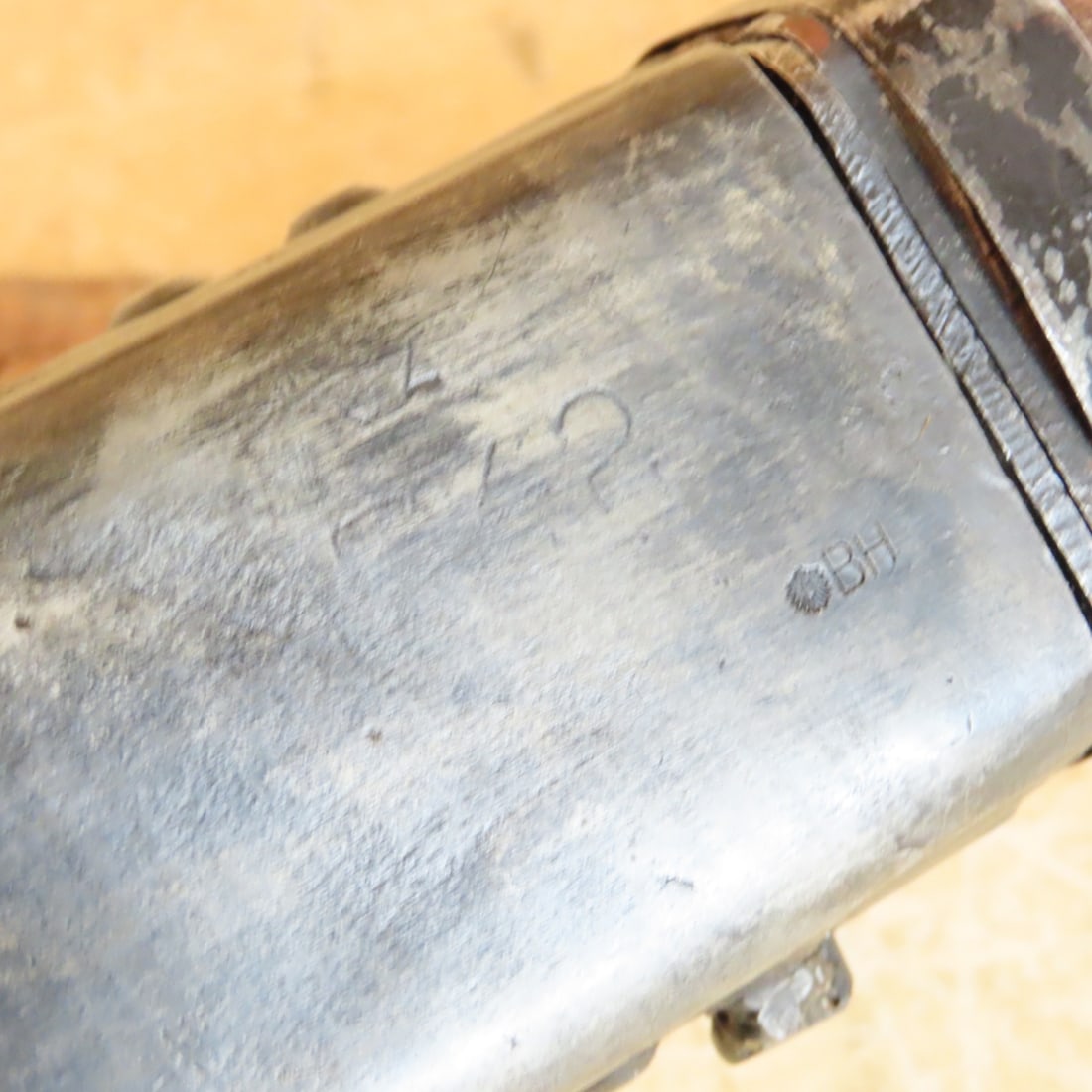 DISPLAY MG-42 German "Buzz-Saw" Machine Gun - 18