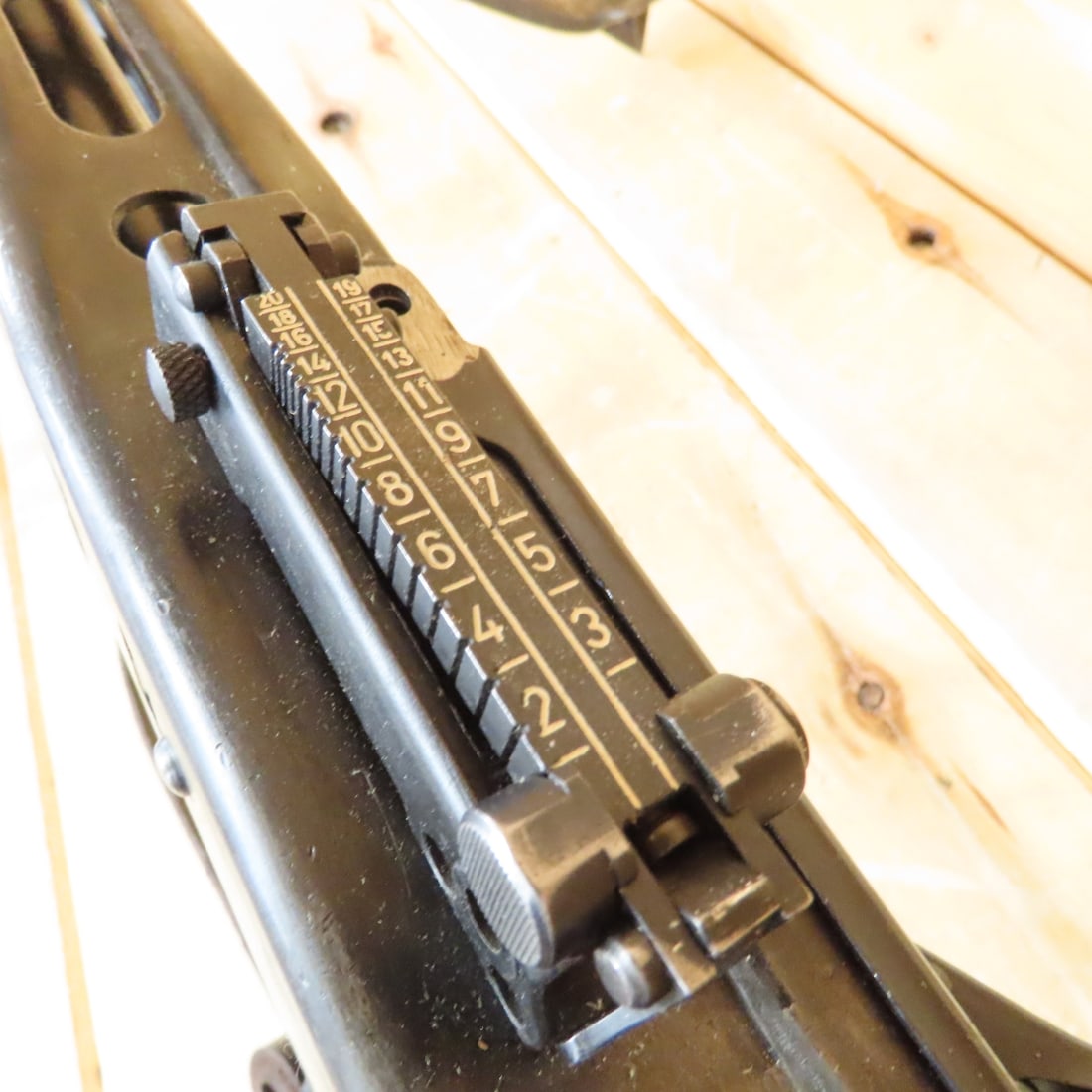 DISPLAY MG-42 German "Buzz-Saw" Machine Gun - 5