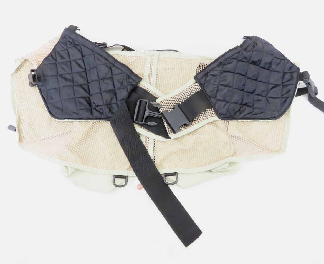 Hunting Vests, Ammo Bags and Other Bags - 3