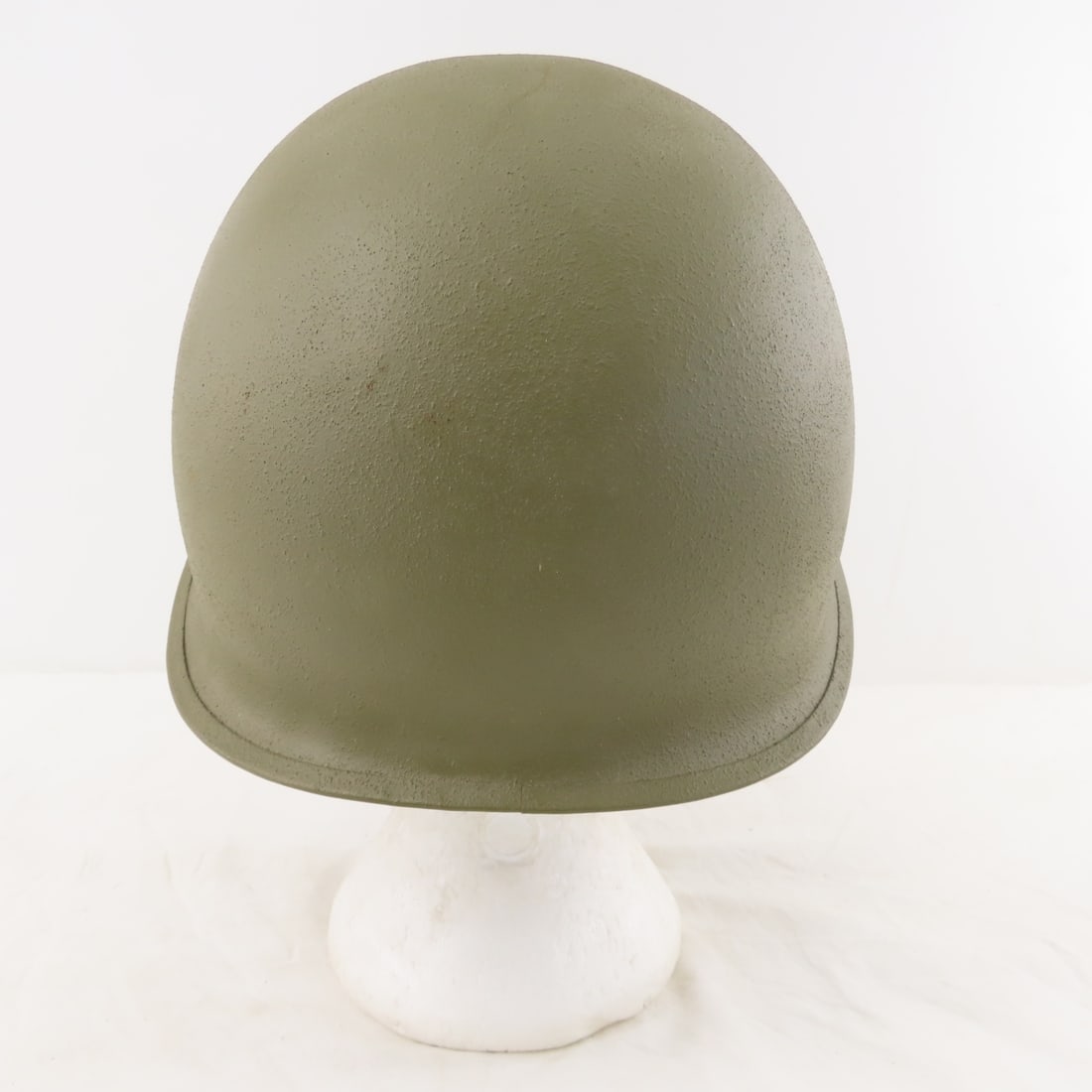 US Army M1 Combat Helmet, Rear Seam, Post 1944 - 3