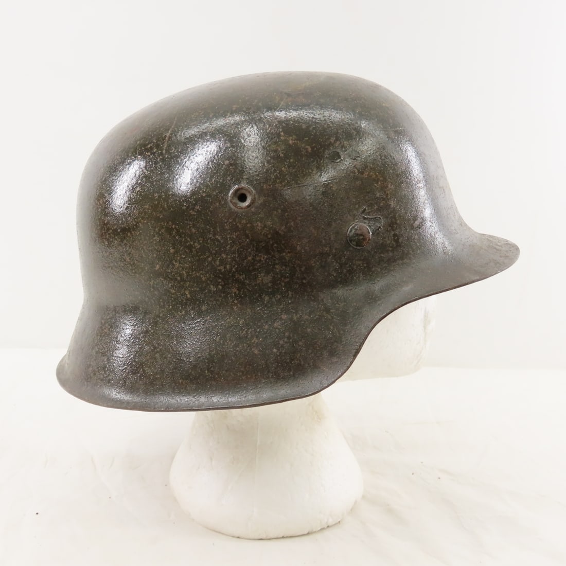 WWII German M42 Steel Combat Helmet, Rolled Edge - 3