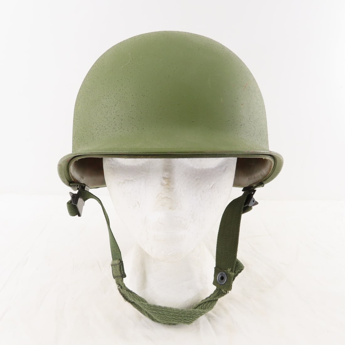 US Army M1 Combat Helmet, Rear Seam, Post 1944 - 2