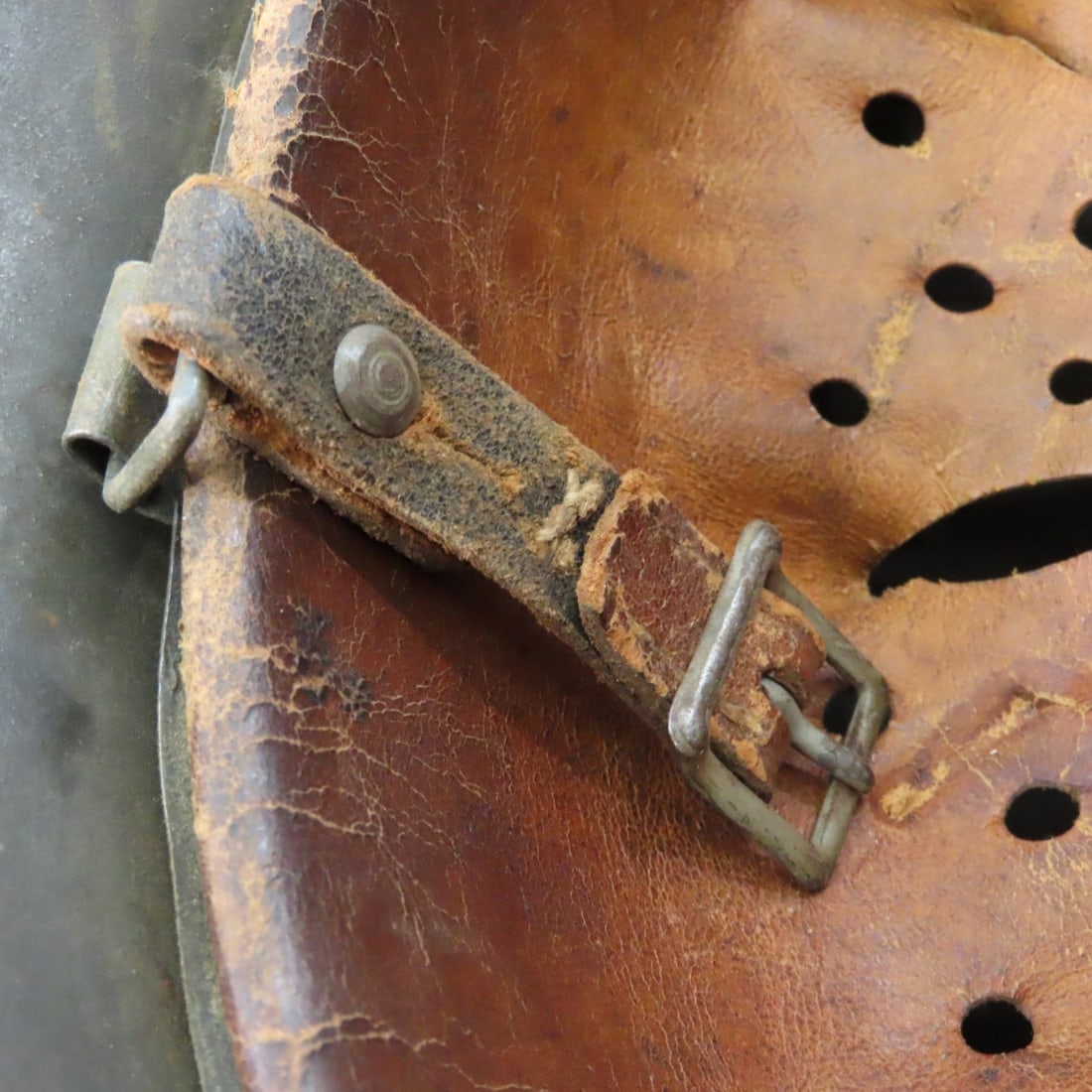 WWII German Stahlhelm M35 Steel Combat Helmet - 8