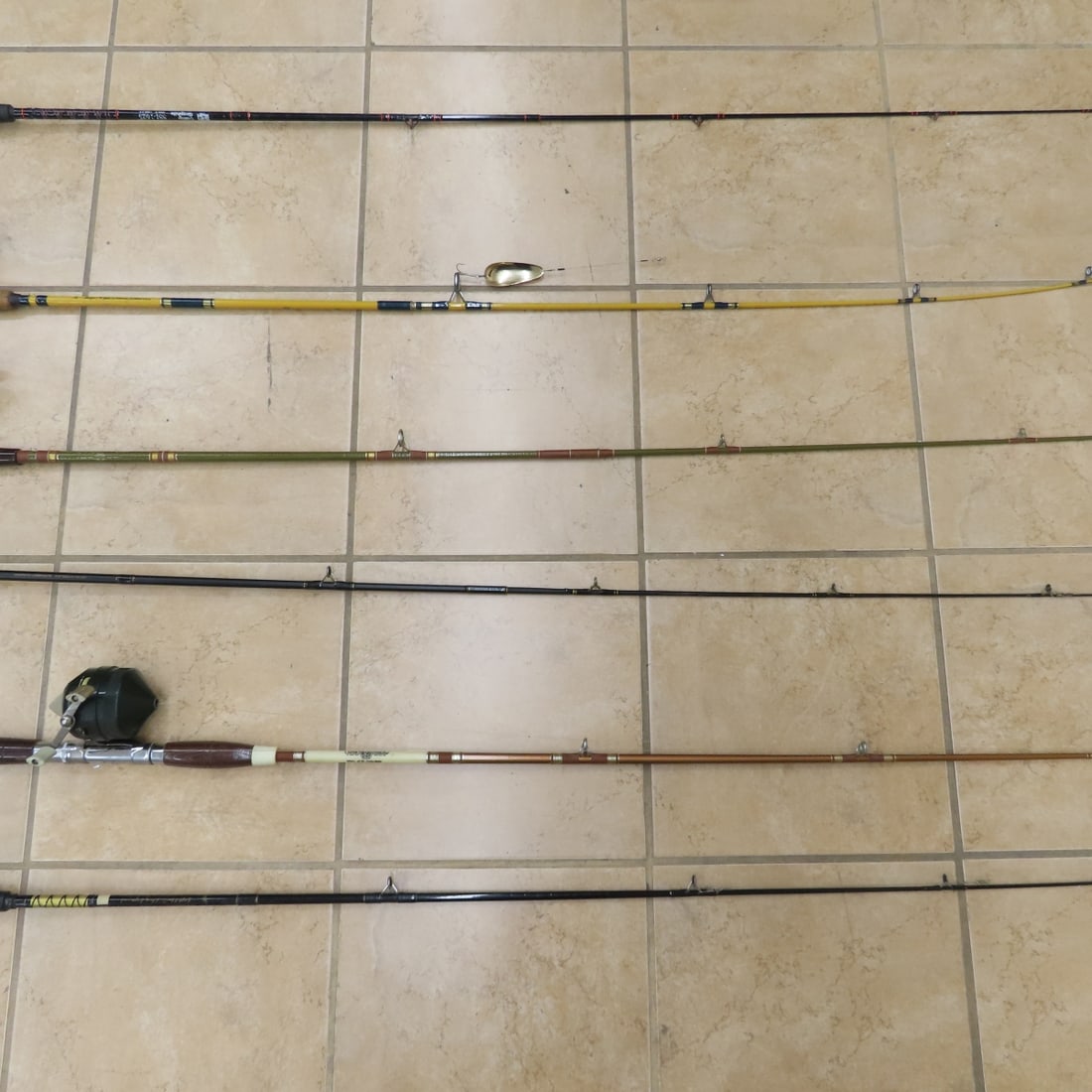 6 Fishing Rods & Reels, St. Croix, Eagle Claw - 3