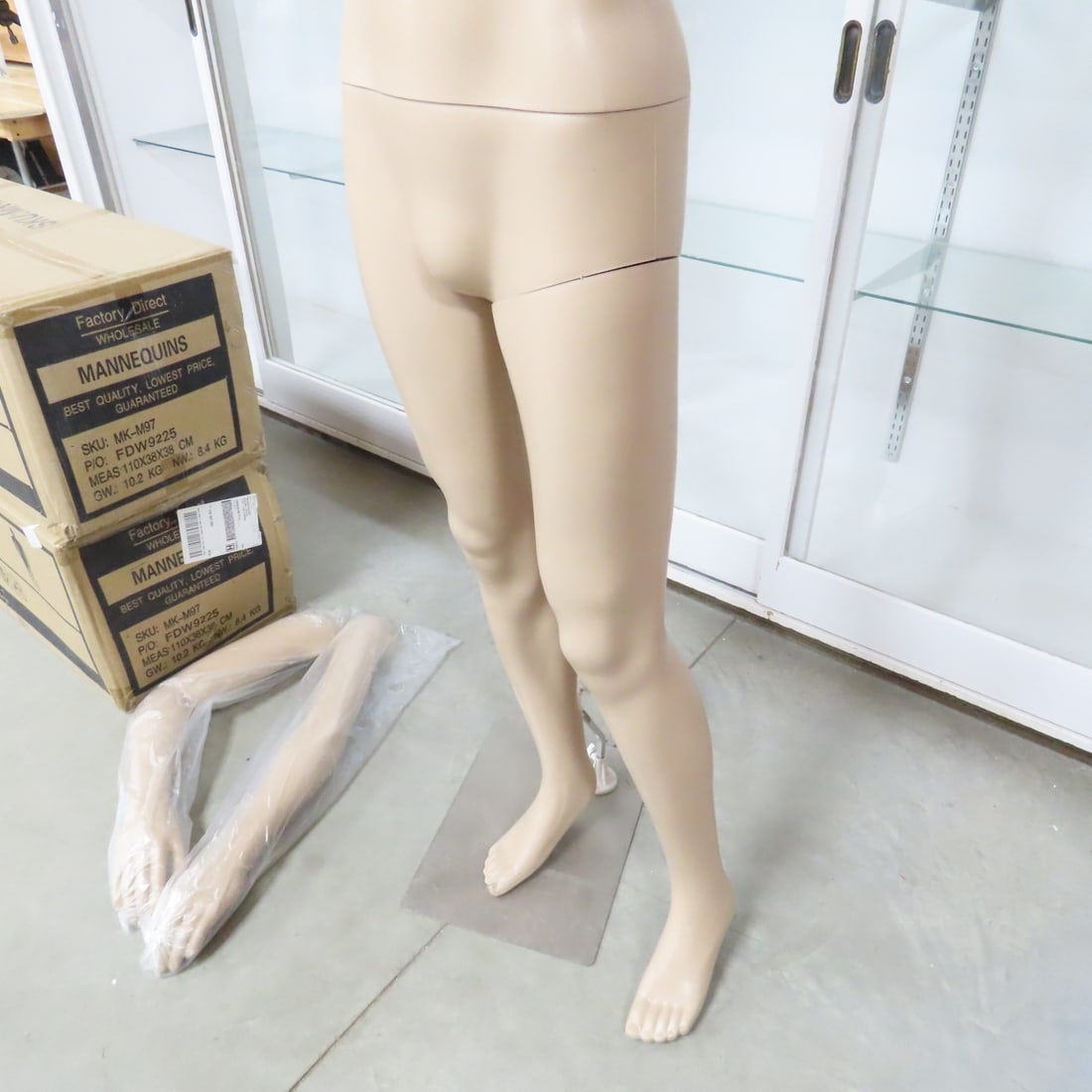 3 MK-97 6ft Tall Full Body Mannequins w/Bases - 4