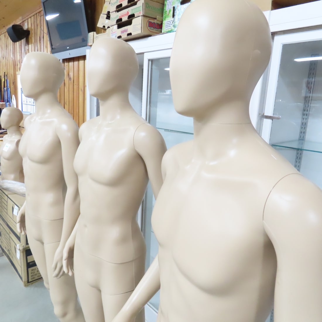 3 MK-97 6ft Tall Full Body Mannequins w/Bases - 4