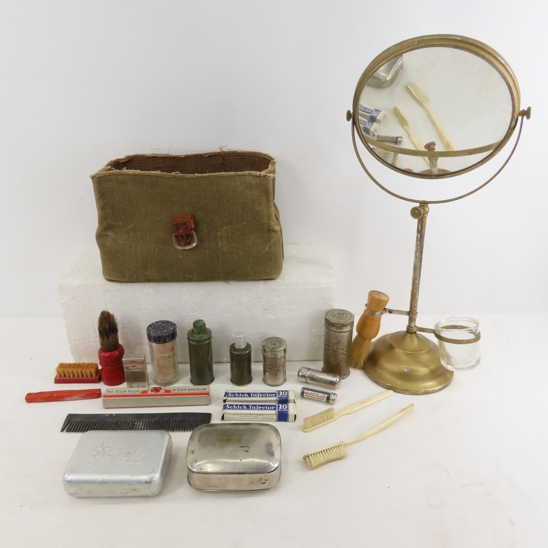 WWII US Military Toiletries, sewing kits, razors - 2