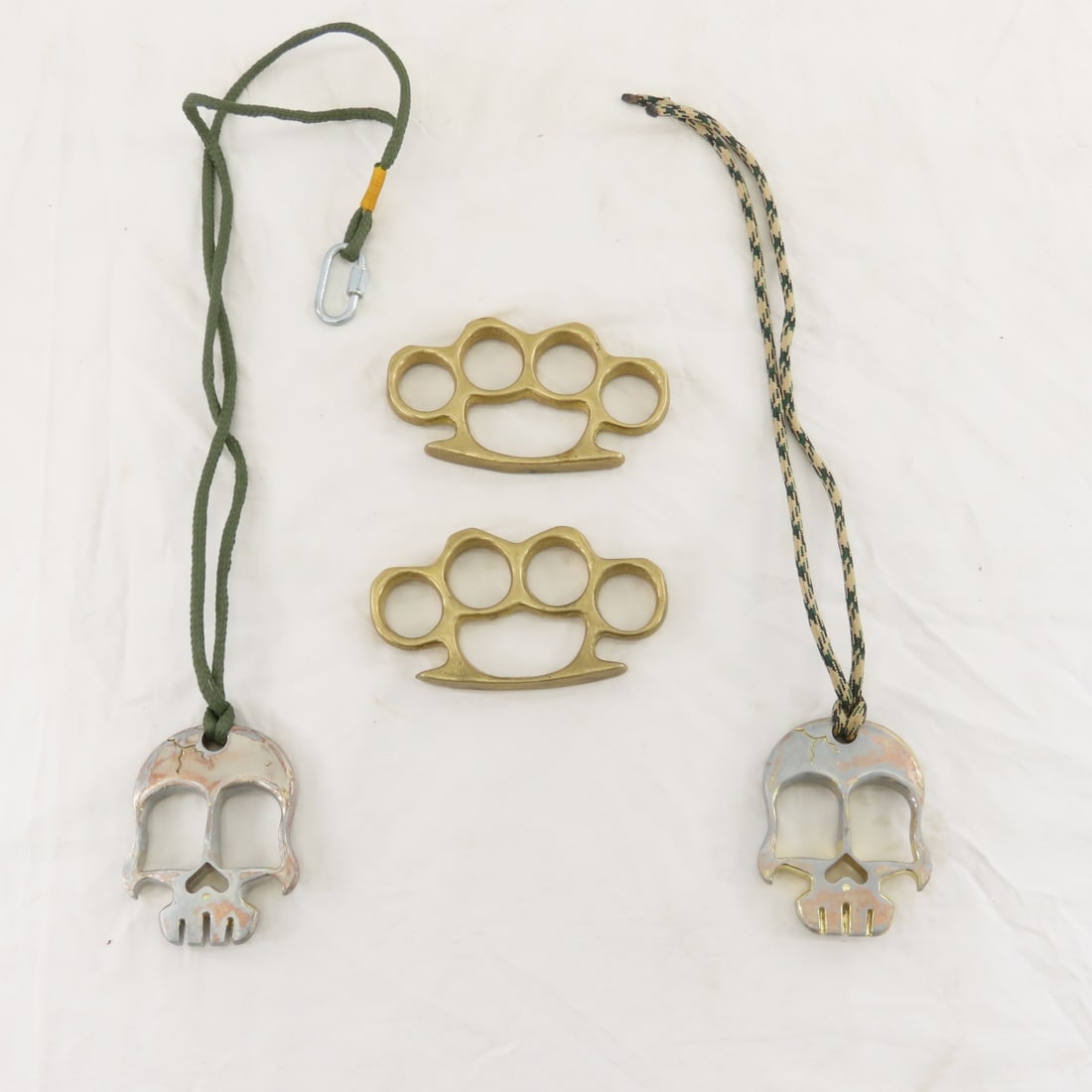 4 Sets Brass Knuckles, Skulls & Other (1 of 8)