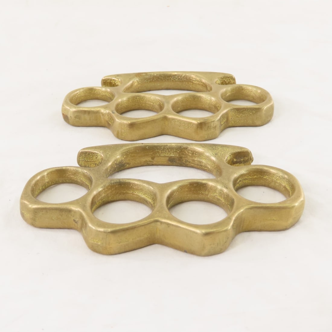 4 Sets Brass Knuckles, Skulls & Other - 4