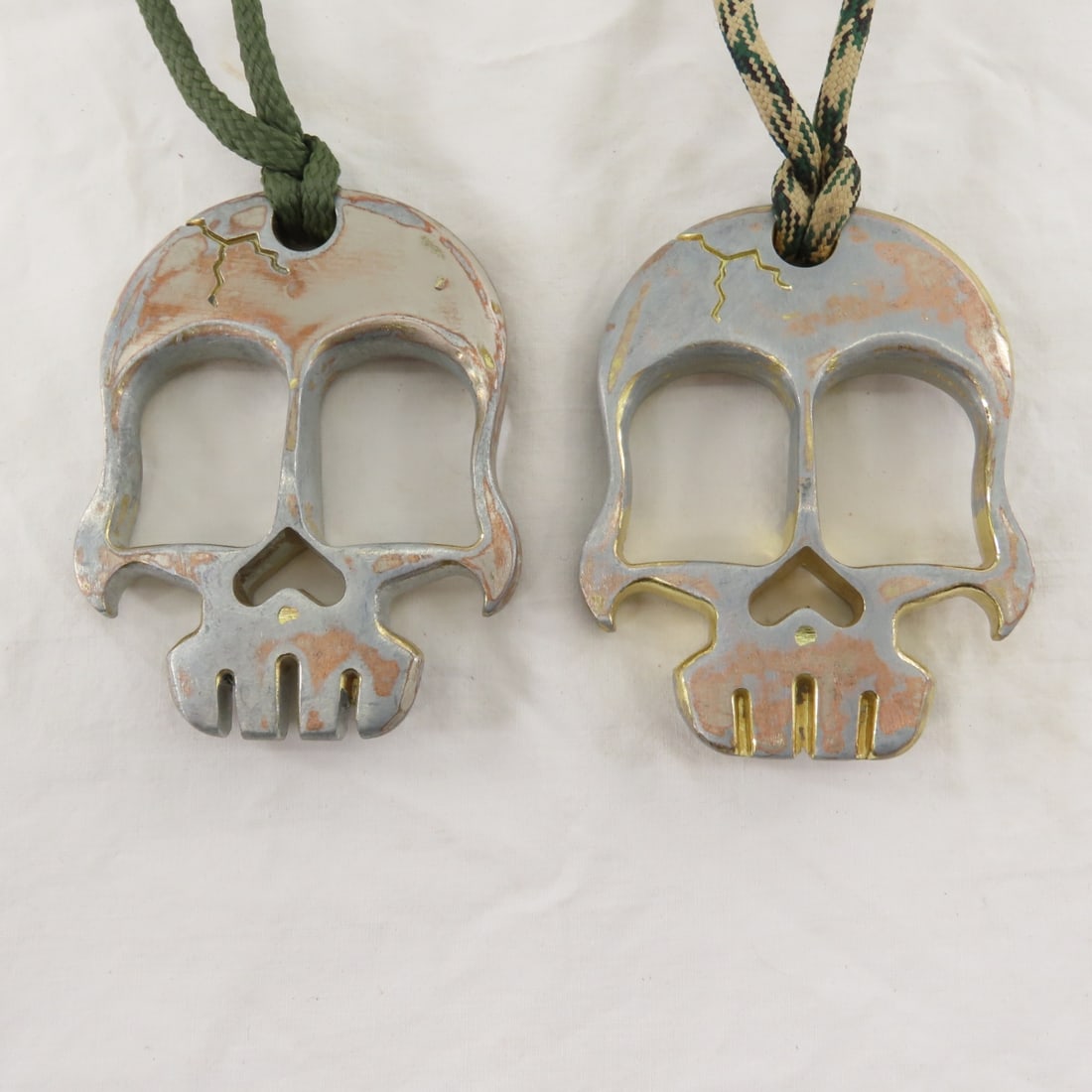 4 Sets Brass Knuckles, Skulls & Other - 7