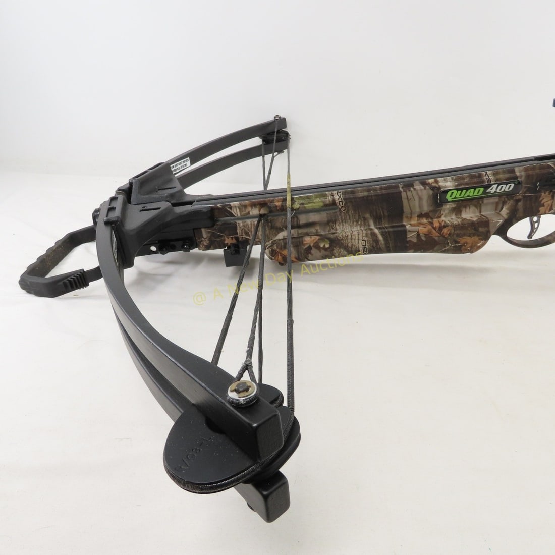 Barnett Quad 400 Crossbow with Hard Case - 6