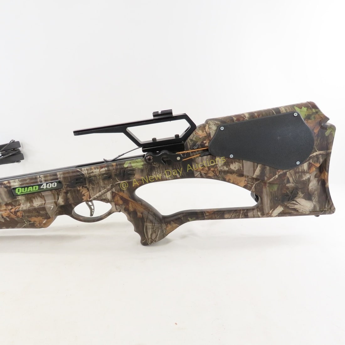 Barnett Quad 400 Crossbow with Hard Case - 7
