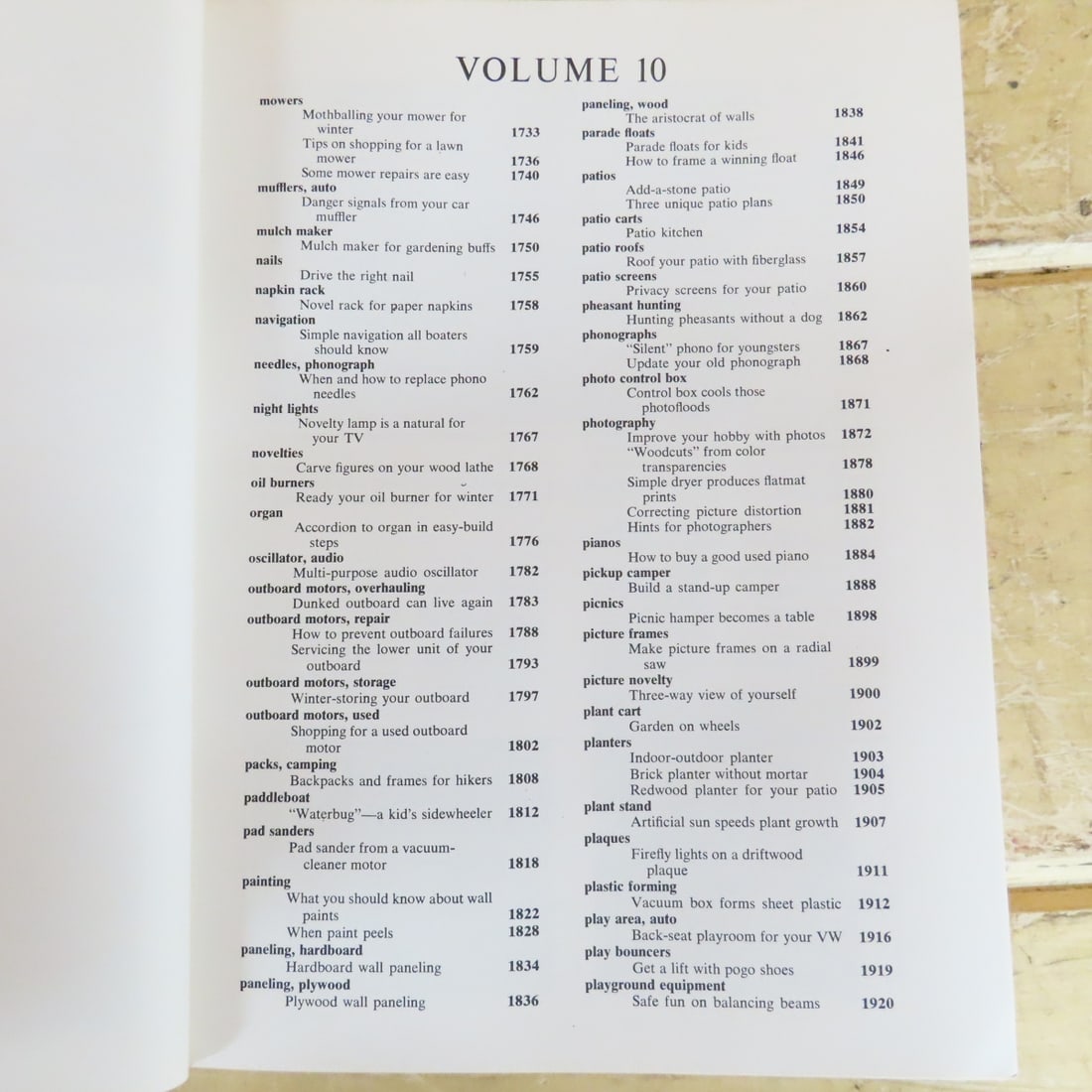 16 Volumes Popular Mechanics Do-It-Yourself Books - 12