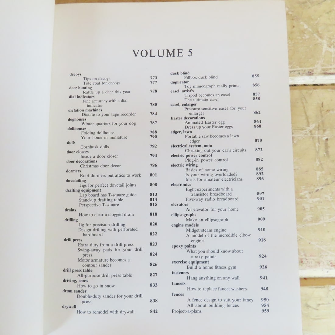 16 Volumes Popular Mechanics Do-It-Yourself Books - 7