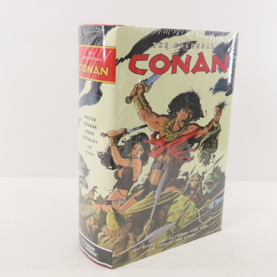 Dark Horse The Colossal Conan Omnibus Sealed HC: Dark Horse The Colossal Conan Omnibus Sealed HC - Lot Size 13x9x4" 14lb Photos are part of description. Max of 20 photos are shown in Live Auctioneers, all are shown on Proxibid and bid.anewdayauction