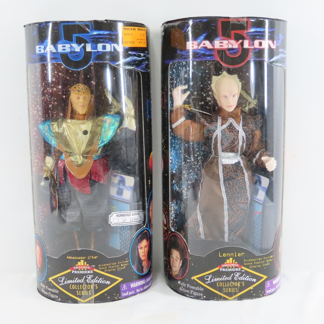 6 Babylon 5 LE Action Figures, keychains, & more - 6