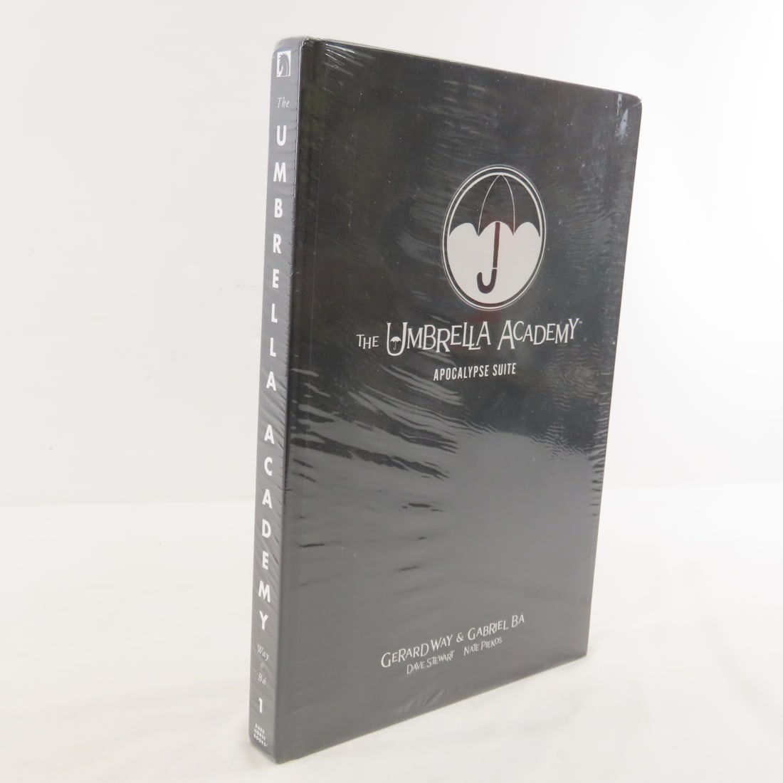 The Umbrella Academy Vol 1 & 2 HC Sealed - 2