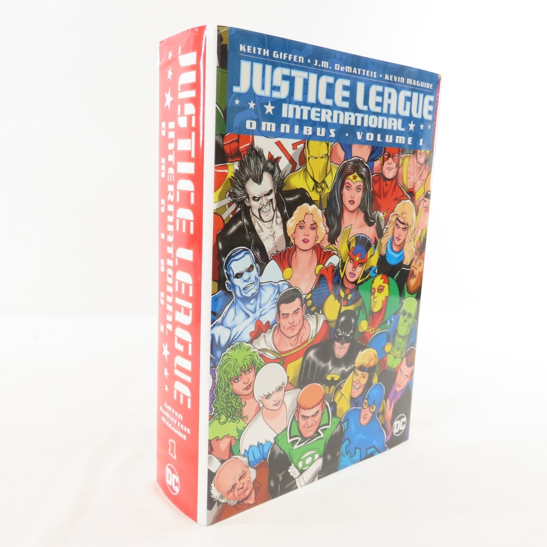 DC Justice League International Omnibus Vol 1 & 2 - 2