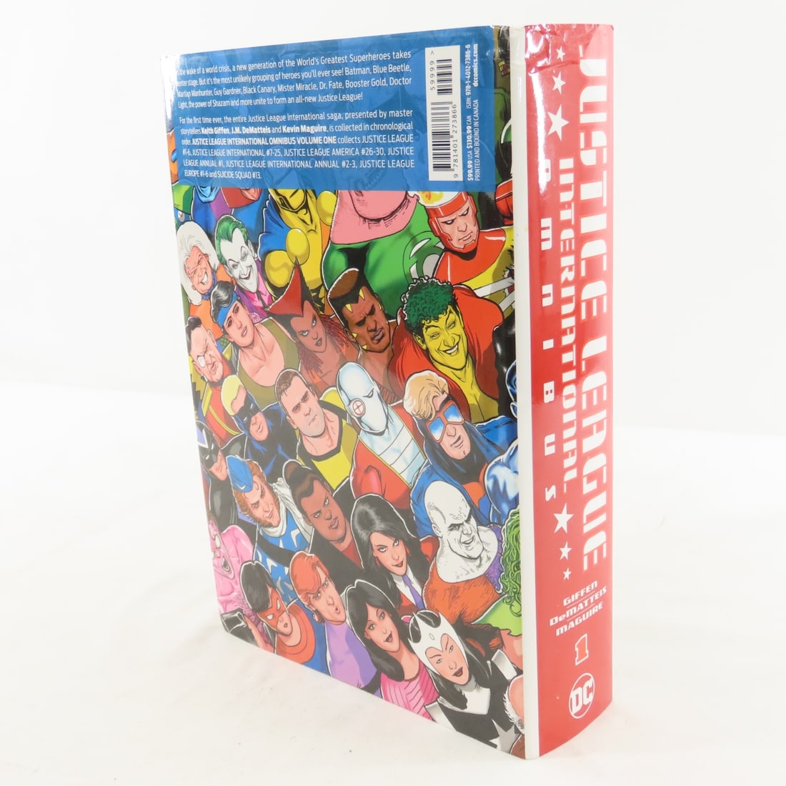 DC Justice League International Omnibus Vol 1 & 2 - 7