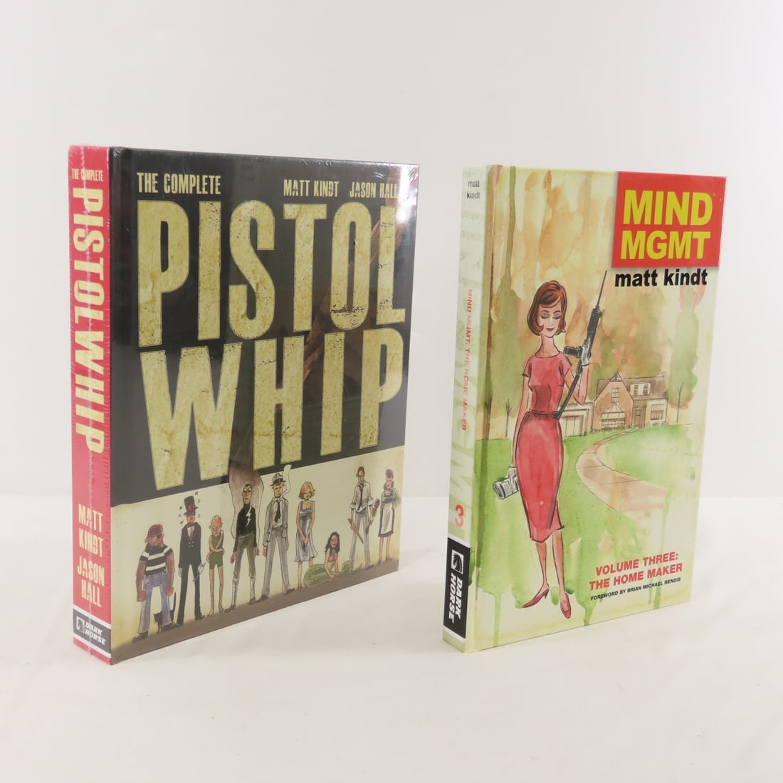 8 Dark Horse Graphic Novels: Hellboy Vol 2 & more - 7