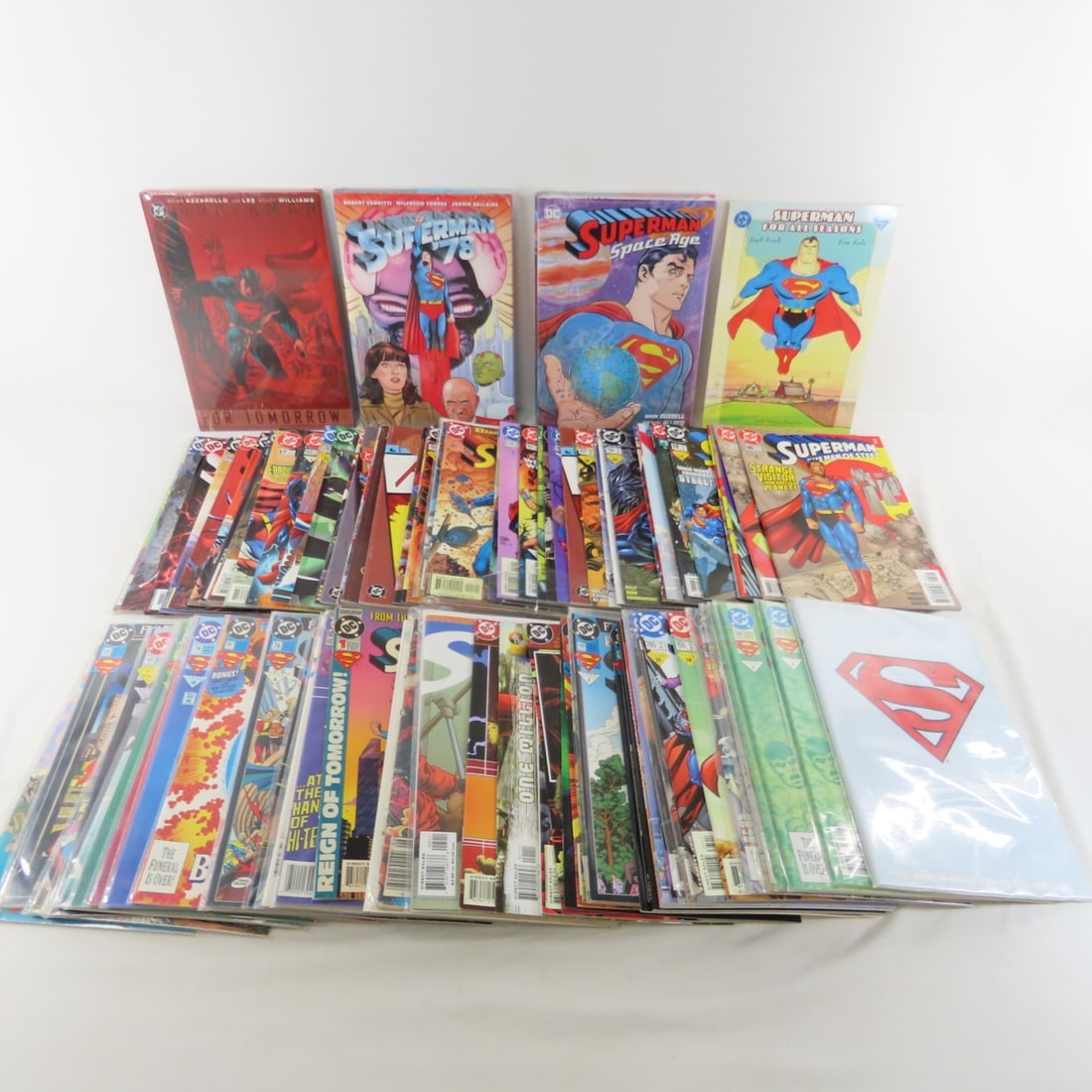 DC Superman & related comics & Graphic Novels (1 of 15)