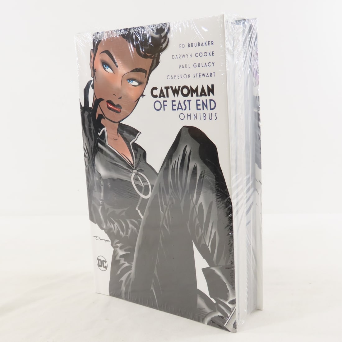 DC Catwoman of East End Omnibus HC Sealed - 3