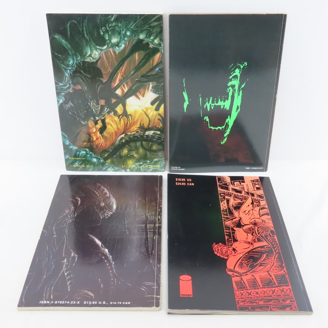 Comic Books & Graphic Novels Planet of The Apes - 11