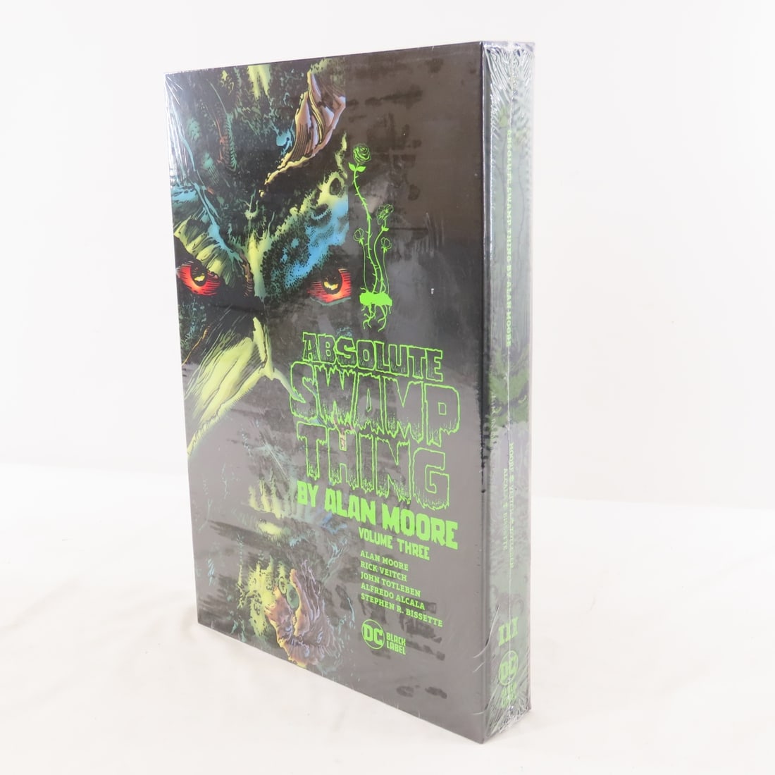 The Absolute Swamp Thing Vol3 & Snow Angels Sealed - 10