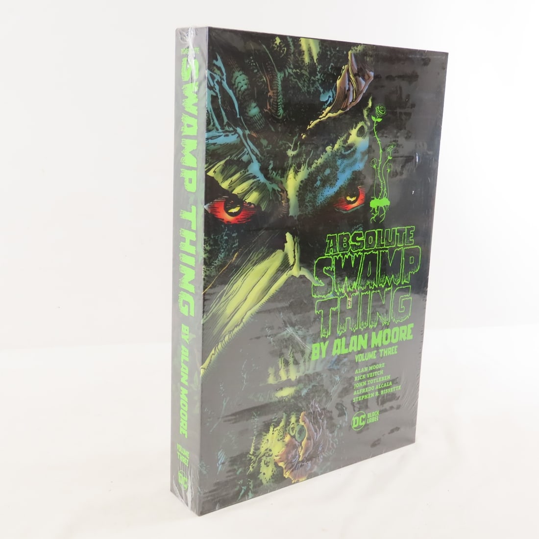 The Absolute Swamp Thing Vol3 & Snow Angels Sealed - 8