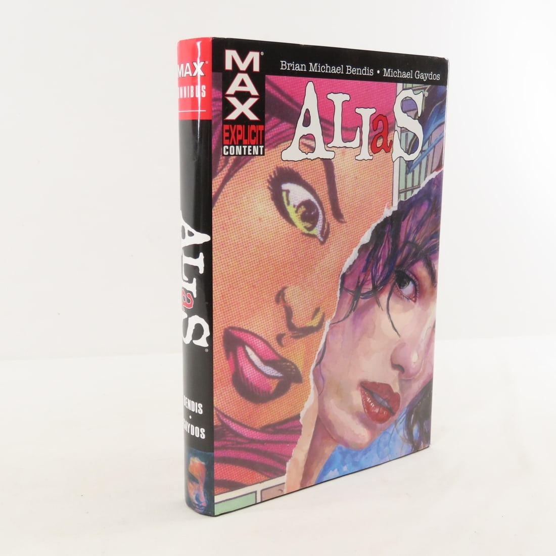 MAX Alias Omnibus by Bendis & Gaydos HC: MAX Alias Omnibus by Bendis & Gaydos HC - used in excellent condition Lot Size 12x8x2" 5lb Photos are part of description. Max of 20 photos are shown in Live Auctioneers, all are shown on Proxibid and