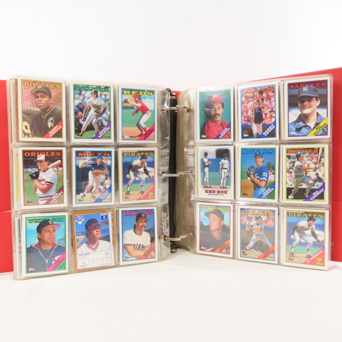 Binder full of mixed 1980's Baseball Cards - 15