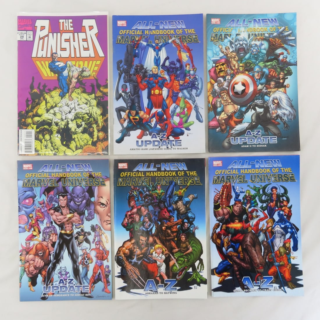 55+ Comic Books- Punisher, Marvel Handbooks & More - 7