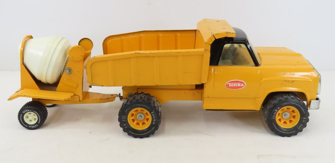 1978 Tonka Dump Truck & Cement Mixer Trailer (1 of 13)