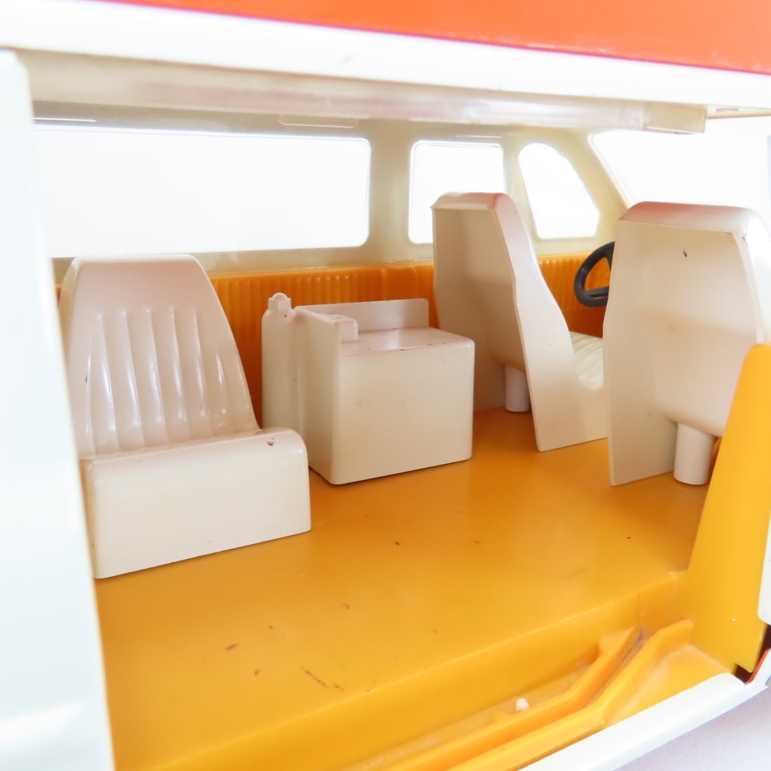 1975-76 Mighty Tonka Rescue Ambulance - 10