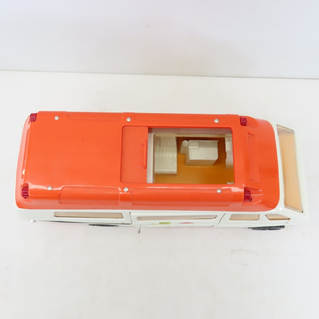 1975-76 Mighty Tonka Rescue Ambulance - 11