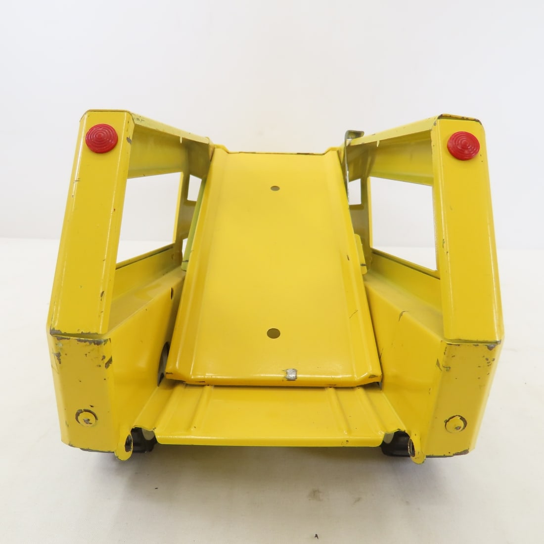 1975 Tonka Car Carrier & Cab - 10