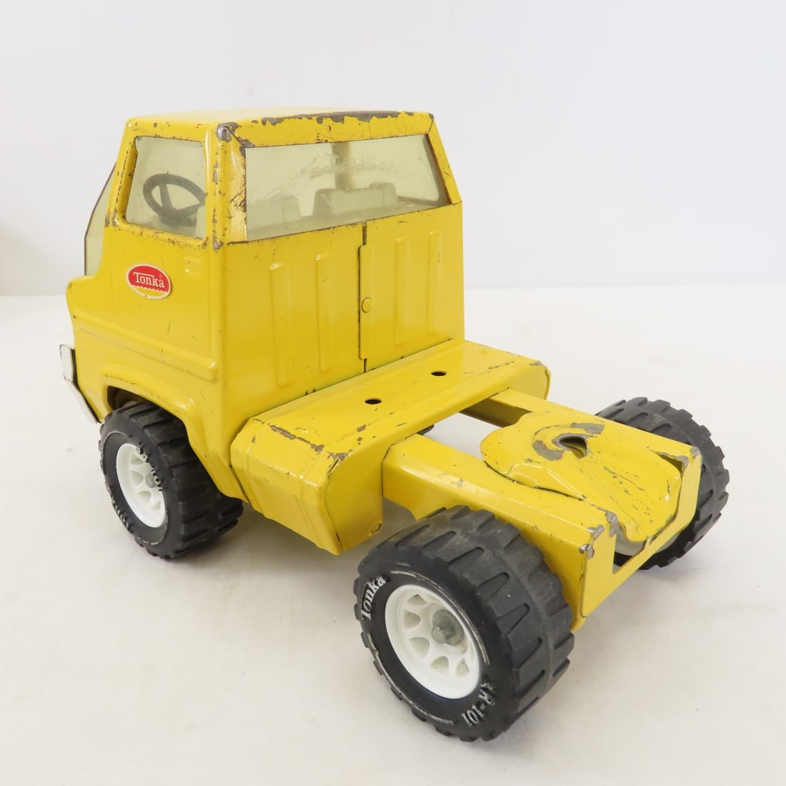 1975 Tonka Car Carrier & Cab - 5