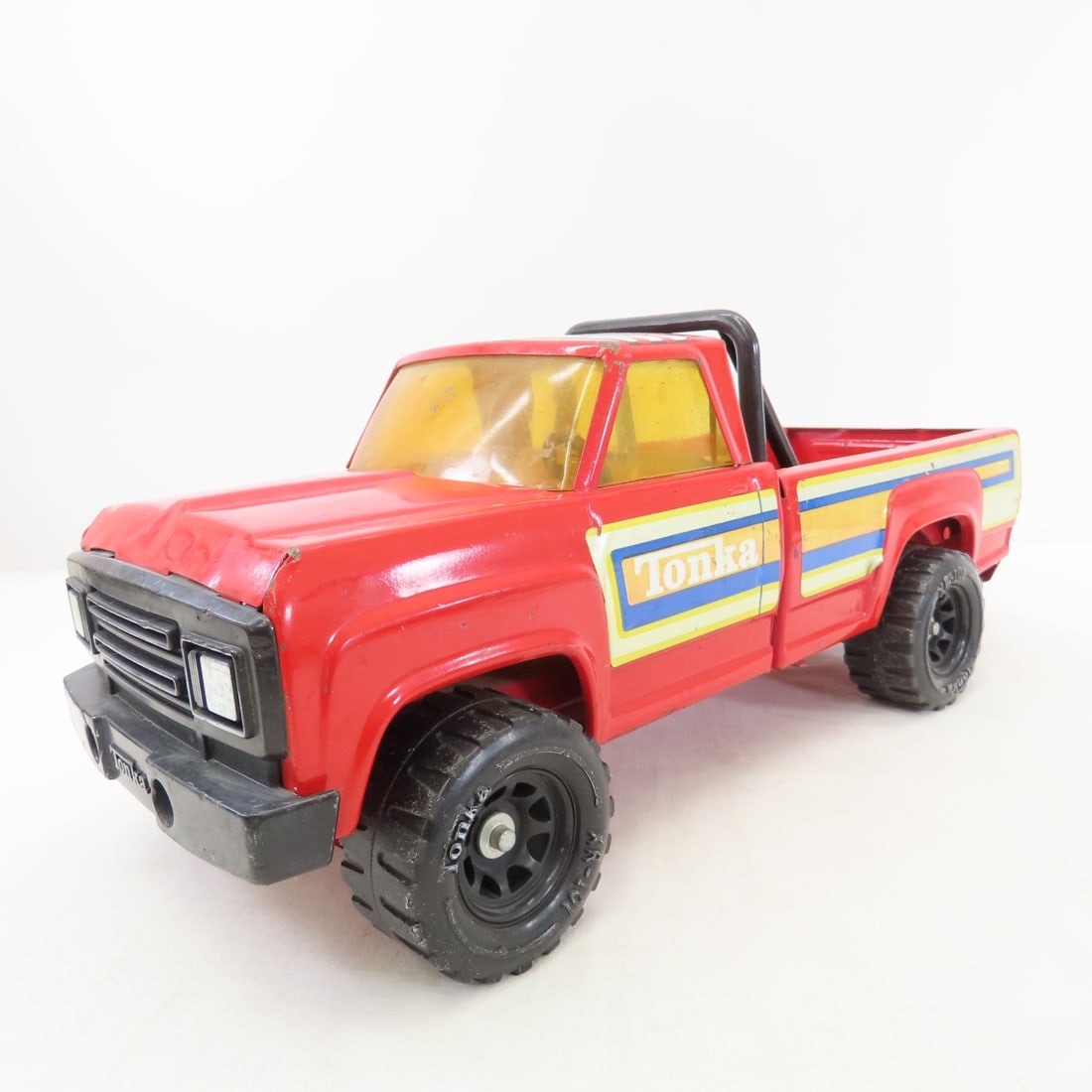 Tonka 1980 Pickup & 1983 Construction Truck - 4