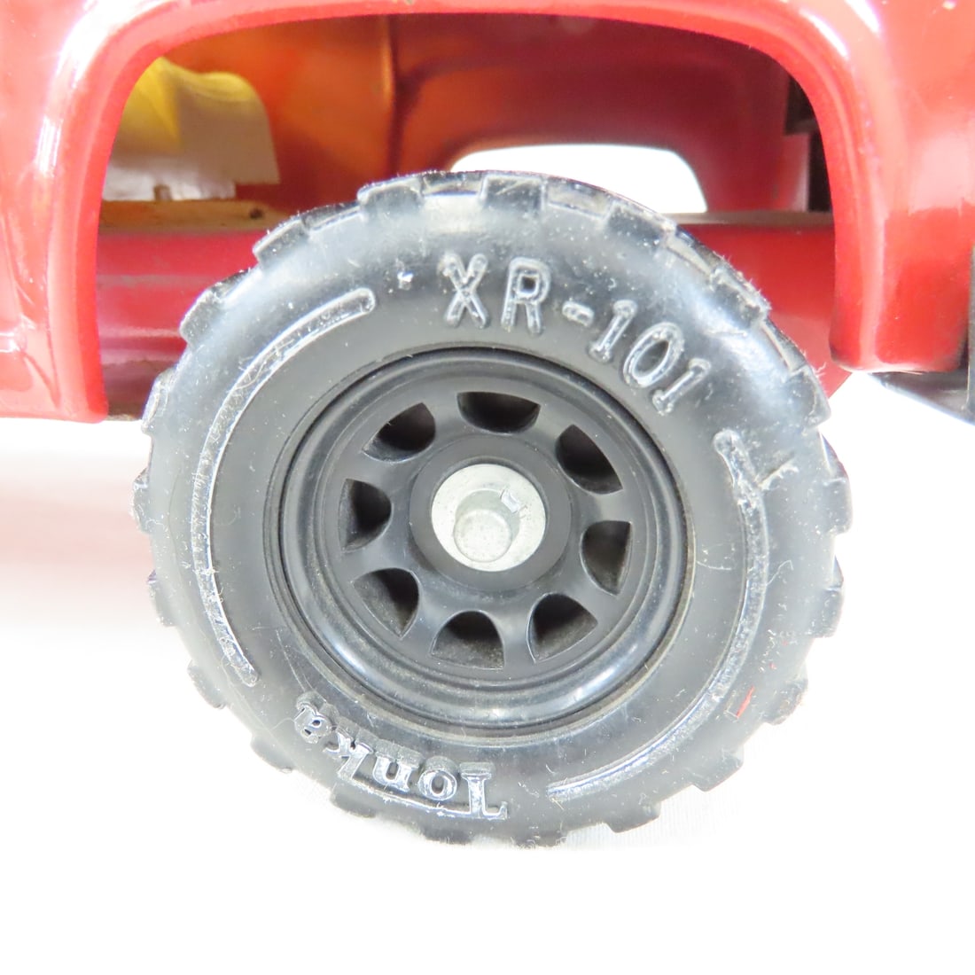 Tonka 1980 Pickup & 1983 Construction Truck - 9