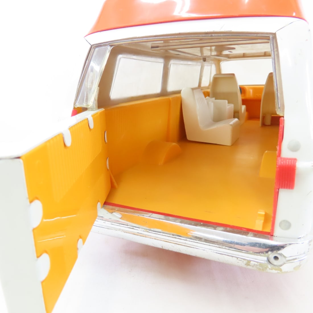 1975-76 & 1978 Mighty Tonka Rescue Ambulances - 18