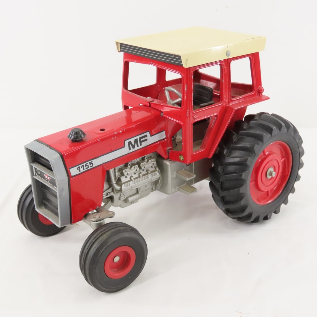4 Diecast Ertl Tractors, Case & Massey Ferguson - 19