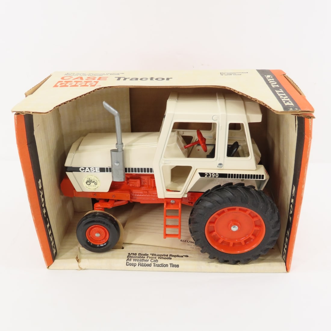 4 Diecast Ertl Tractors, Case & Massey Ferguson - 2