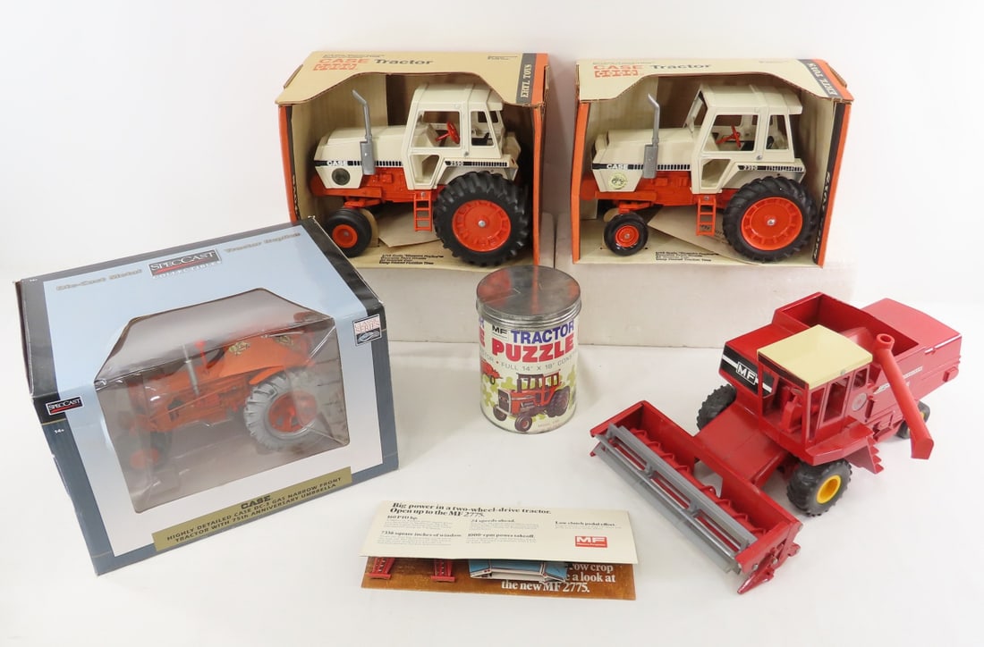 4 Diecast Tractors, Ertl, SpecCast, Case & Massey (1 of 20)