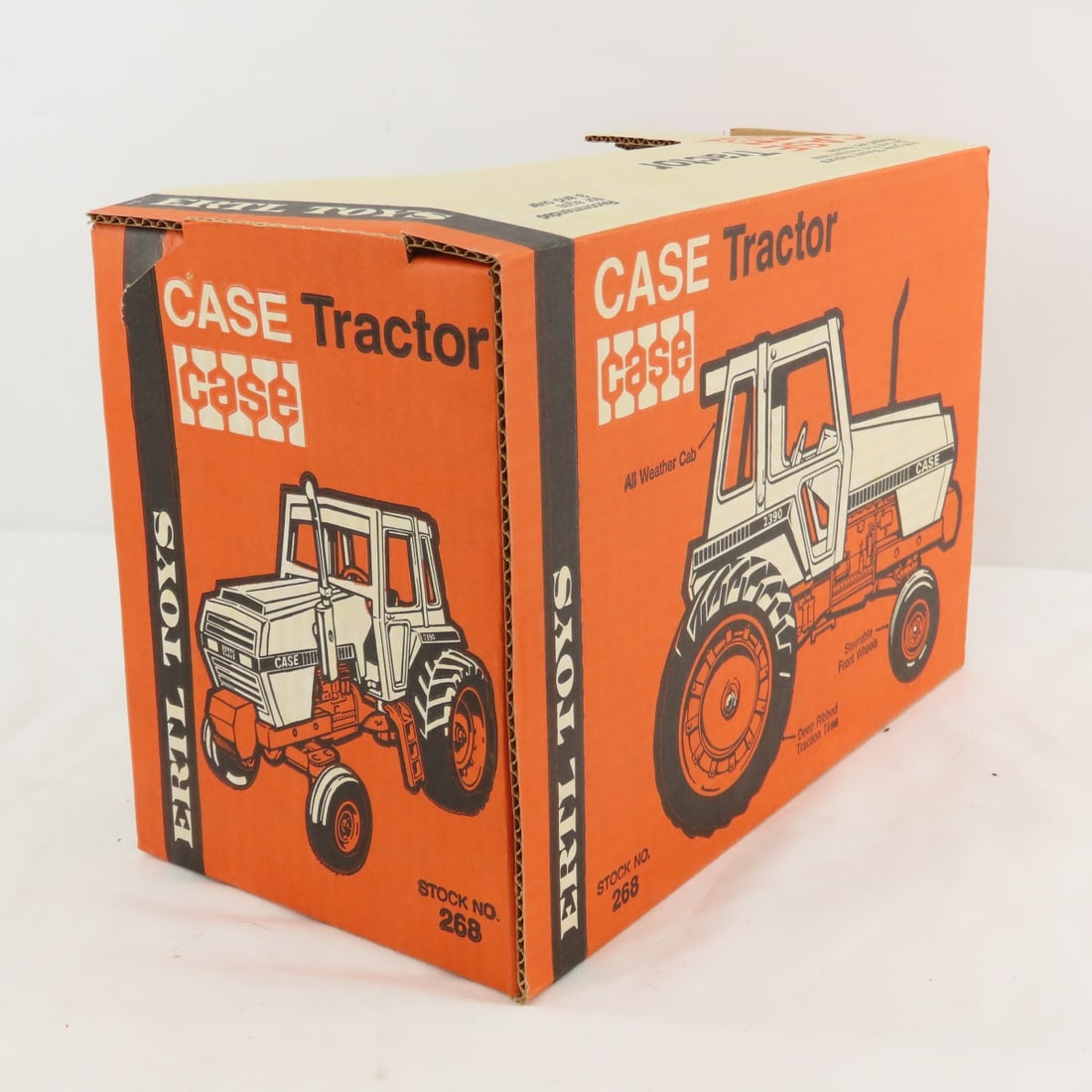 4 Diecast Tractors, Ertl, SpecCast, Case & Massey - 5