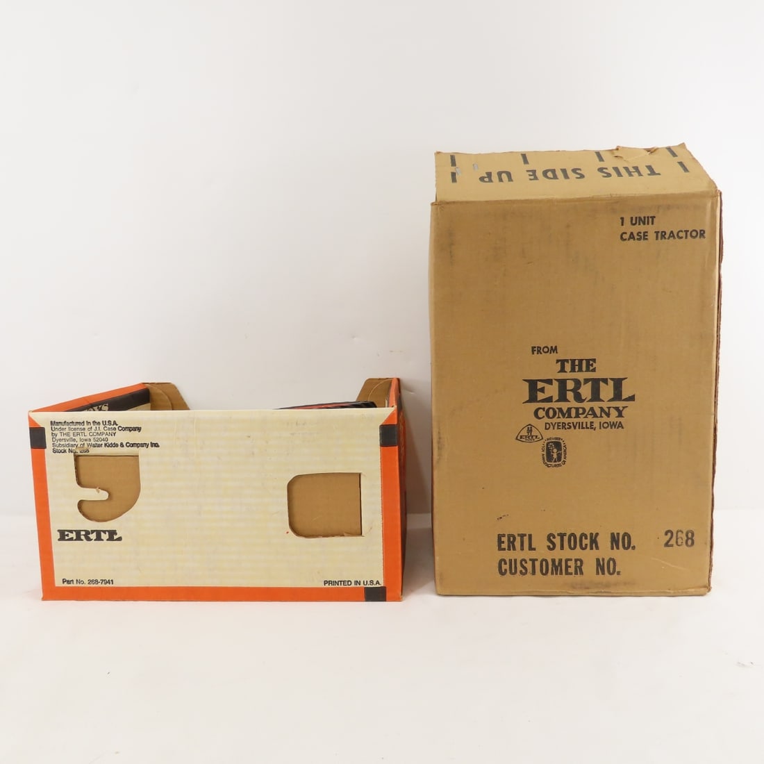 4 Diecast Tractors, Ertl, SpecCast, Case & Massey - 6