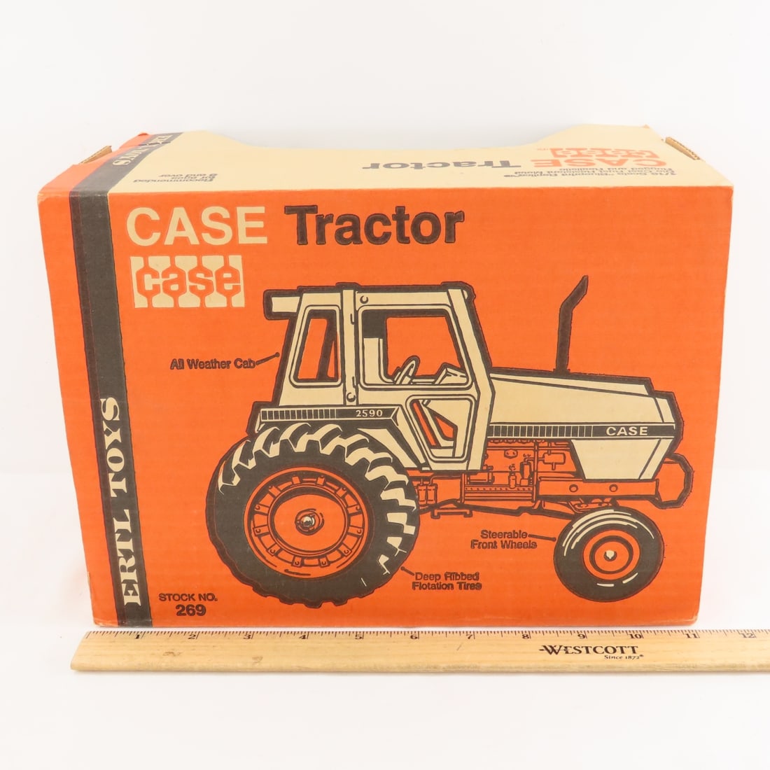 4 Diecast Tractors, Ertl, SpecCast, Case & Massey - 9